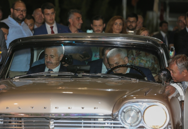 "Son Başbakan"ın kullandığı otomobile gözü gibi bakıyor