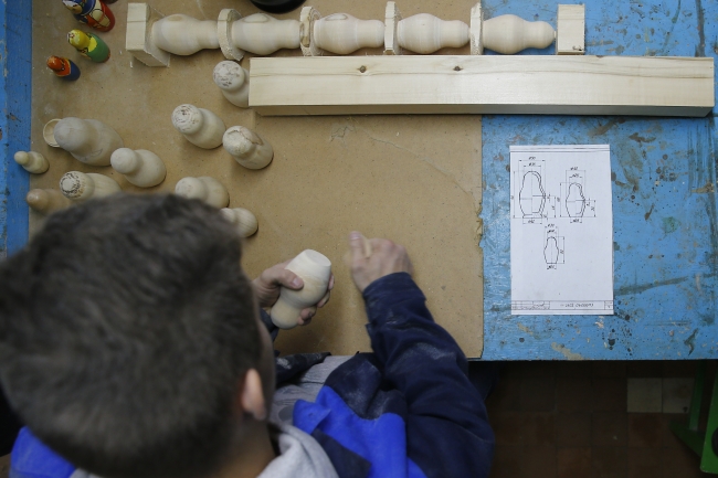 Matruşka bebeklerin fabrikadan satışa serüveni