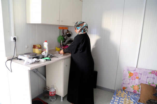 Sığınmacıların yaşadıkları barınma merkezi yenilendi