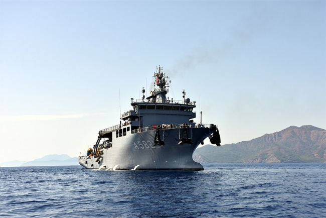 "TCG Alemdar", donanımıyla göz doldurdu