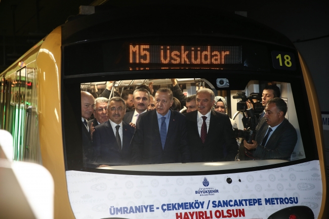 Üsküdar-Çekmeköy metro hattı ilk gün 179 bin yolcu taşıdı