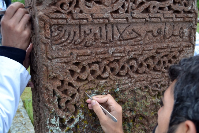 Ahlat Selçuklu Mezarlığı'nda restorasyon çalışmaları başlatıldı