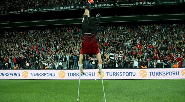 Anadolu Ajansı ''Yılın Fotoğrafları'' oylamasında Kabine üyeleri de oylarını kullanıyor