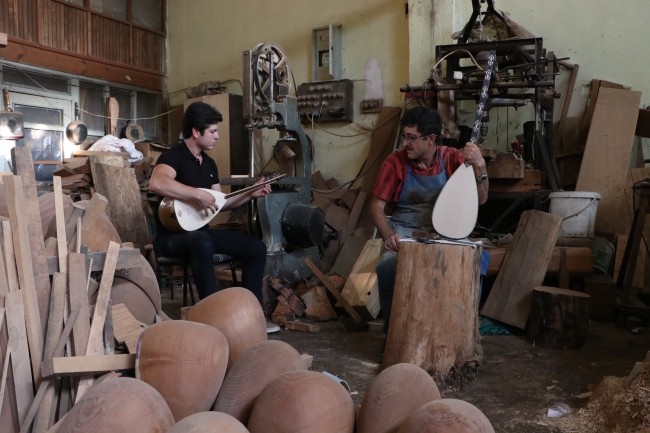 UNESCO ödüllü babasının izinden gidiyor