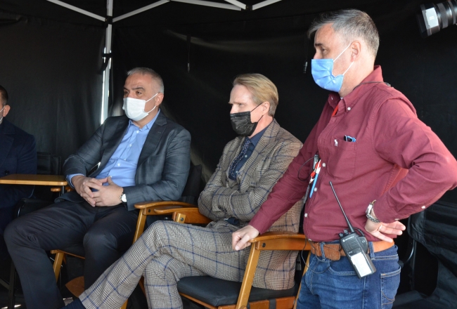 Bakan Ersoy'dan Jason Statham'ın oynadığı film setine ziyaret