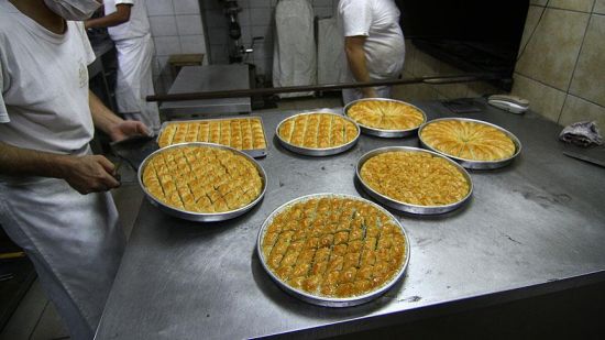 Gaziantepli baklavacıların bayram mesaisi