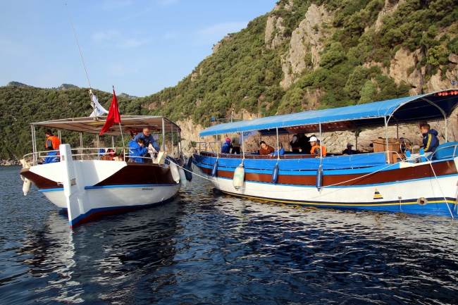 Aileler en çok balığı yakalamak için mücadele etti