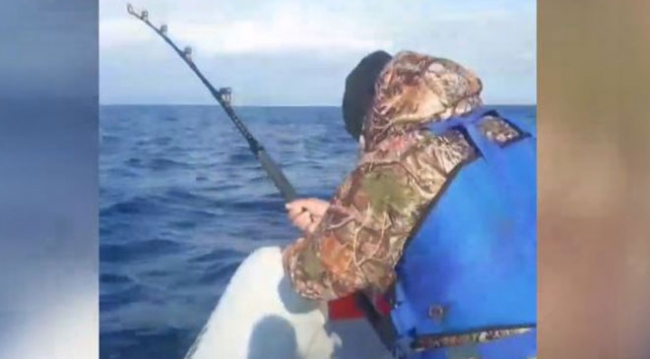 Dev orkinos ile 8 saat mücadele