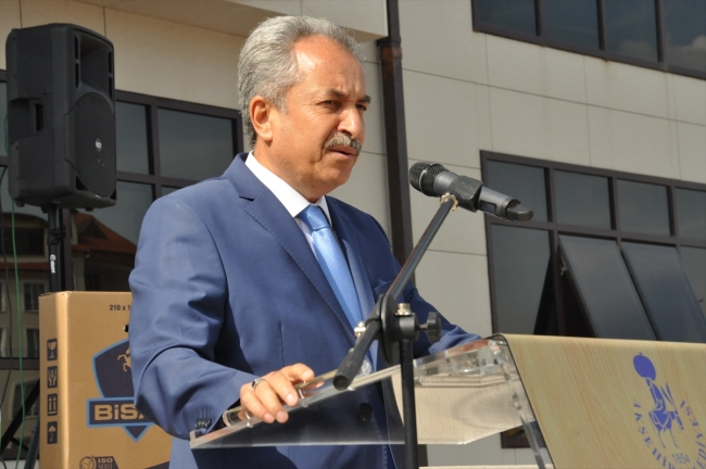 Akşehir'de sabah namazına giden 520 çocuğa bisiklet hediye edildi