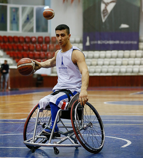 Basketbol hayatını değiştirdi