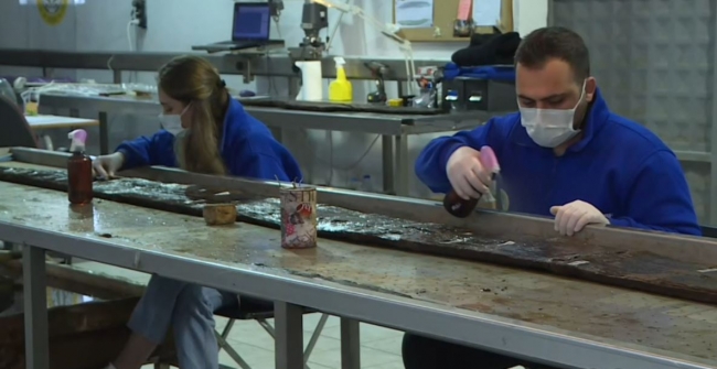 Batık gemilerin ahşap parçaları günümüze kazandırılıyor