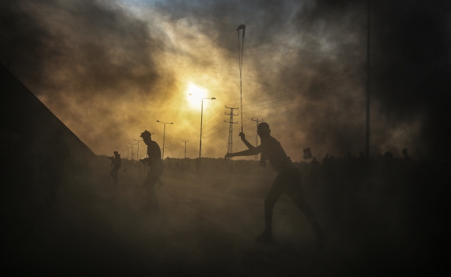 Gazze'deki işgal karşıtı gösterilerde biri çocuk 3 Filistinli şehit oldu