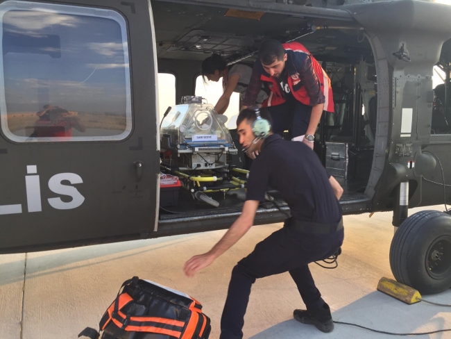 Polis helikopteri Aydan bebek için havalandı