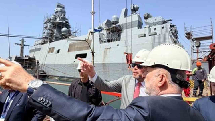 Belçika heyetinin duraklarından biri de savaş gemisi inşa edebilen tersaneler oldu.