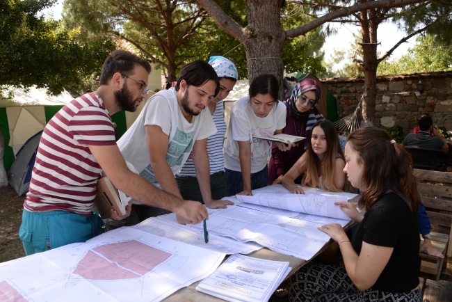 İspanyol akademisyenin Bergama aşkı projeye yansıdı