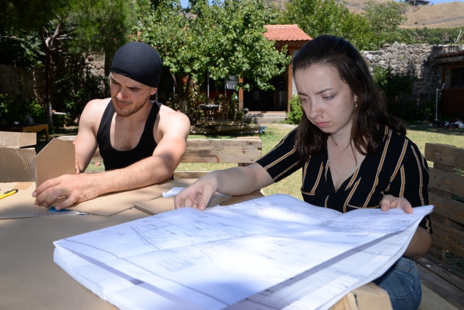 İspanyol akademisyenin Bergama aşkı projeye yansıdı