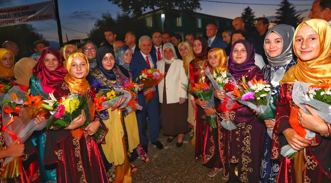Başbakan Yıldırım: Soydaşlarımızın derdi bizim derdimiz
