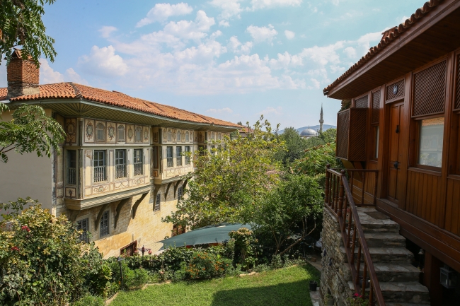 Mimari dokusunu 700 yıldır koruyan kent: Birgi