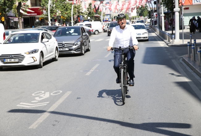 Belediye Başkanı'nın trafik duyarlılığı tüm ilçeye örnek oldu