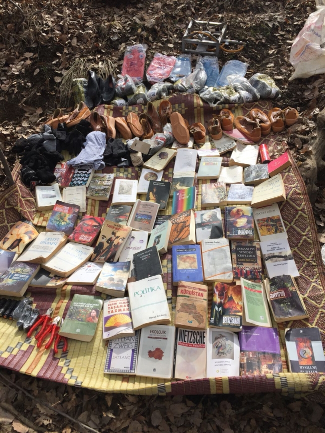 Bitlis'te PKK'ya ait 3 sığınak bulundu