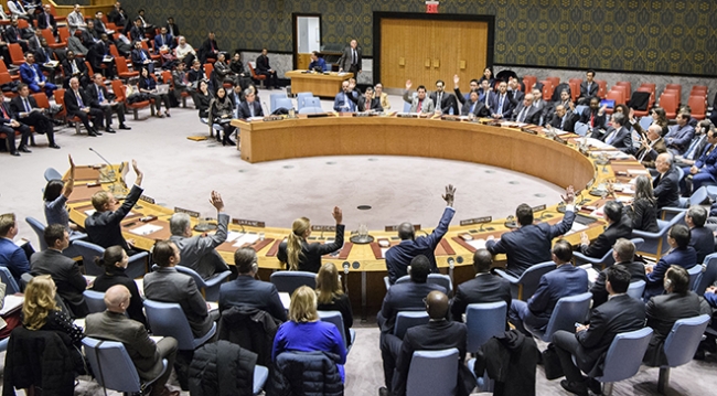 ABD'yi 2018 yılında zorlu süreçler bekliyor