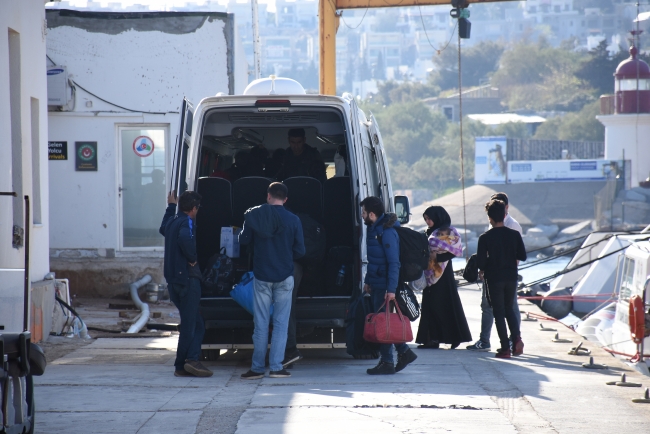 11 kaçak göçmen Sahil Güvenlik ekiplerince kurtarıldı