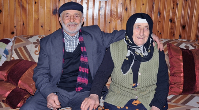 60 yıllık eşine sevgililer günü sürprizi