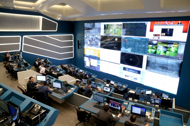 Cumhurbaşkanı Erdoğan Zeytin Dalı Harekatı'nı komuta merkezinde denetledi