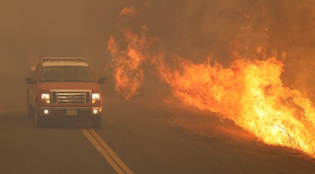 California'da yeni yangın alarmı