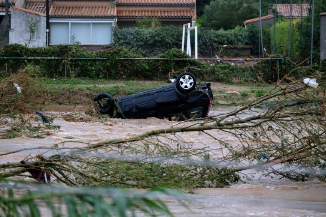Fransa'da şiddetli yağışlar can aldı: 13 ölü
