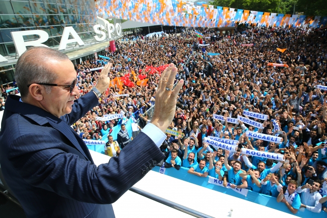 Cumhurbaşkanı Erdoğan: Onlar ayırdılar, böldüler biz bütünleştirdik