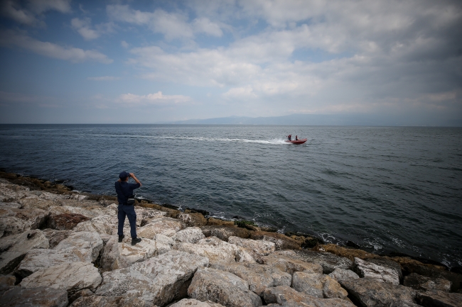 Gemlik'te tekne faciası: Bir kadının cansız bedeni kıyıya vurdu