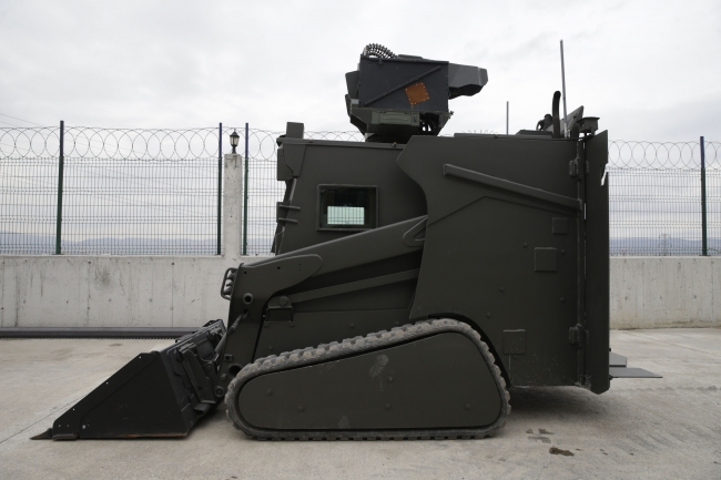 Mehmetçik Afrin'de milli silahlarla destan yazıyor