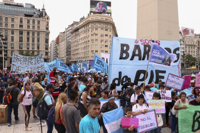 Arjantin'de halk zamları protesto için sokaklarda