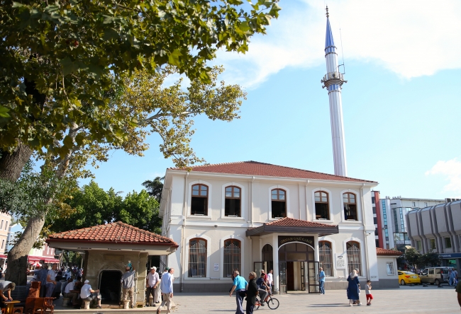 Tarihi Orhan Camii'nin minaresi aslına uygun yenilenecek