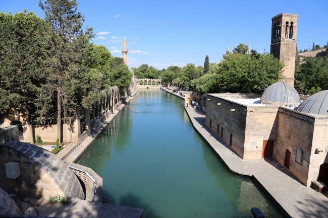 8 asırlık caminin restorasyonunda sona gelindi