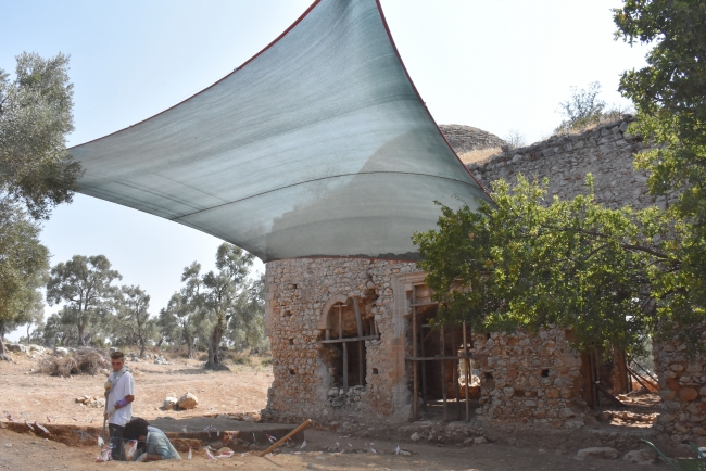 Antik kentteki Yelli Camii ayağa kaldırılacak