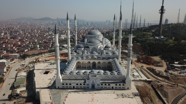 Çamlıca Camii 58 gün sonra ibadete açılacak