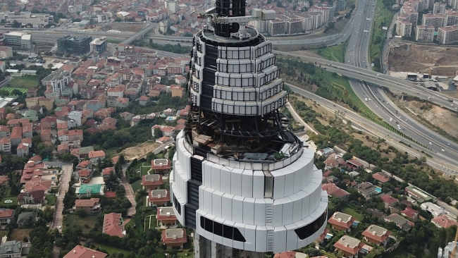 Çamlıca Televizyon Kulesi giydiriliyor