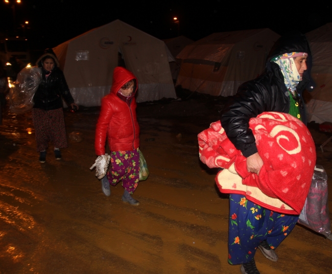 Çanakkale'de konteyner kent kurulumuna başlandı