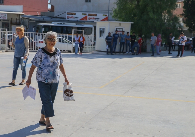 Konservatuvar hayaliyle 80'inde YKS'ye girdi