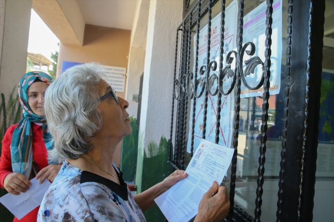 Konservatuvar hayaliyle 80'inde YKS'ye girdi