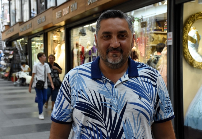 "Düğün Çarşısı" evlenecek çiftlerin uğrak noktası