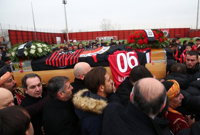 Cavcav için Gençlerbirliği'nin tesislerinde tören düzenlendi