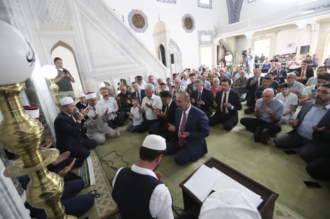 Dünyanın dört bir yanında 15 Temmuz şehitleri anıldı