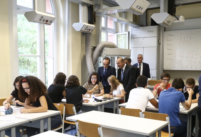 Bakan Çavuşoğlu: Eğitimdeki iş birliğimizi Türk-Alman Üniversitesi ile taçlandırdık