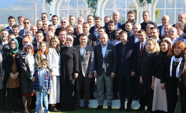 Çavuşoğlu: Sırtını Kandil'e dayayanlarla ittifak yapmıyoruz