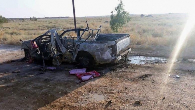 İsrail'in vurduğu Haşdi Şabi'ye ait araç. Fotoğraf: Al Jazeera