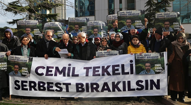 İsrail, Akademisyen Cemil Tekeli'nin gözaltı süresini uzattı