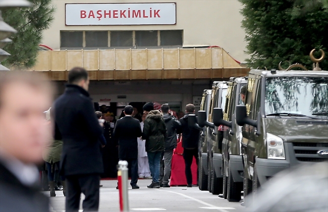 Şehit askerlerin cenazeleri memleketlerine uğurlandı